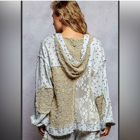 🆕 POL Floral Balloon Sleeve Hooded Jacket w/Lace Cream TextureBlue/Cream NWOT